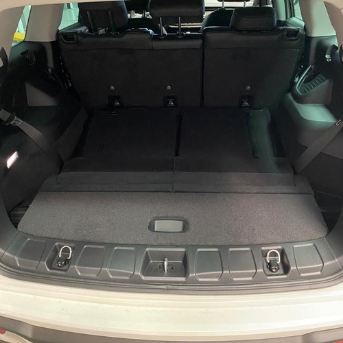 Imagen 13 de 16 de Jeep Commander Limited 2.0 Td At9 4x4 Avd