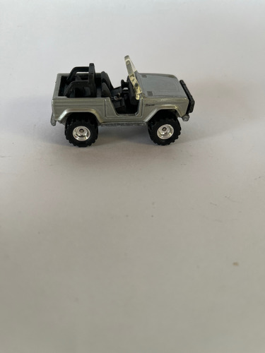Hot Wheels Ford Bronco Zoolander Plateado (Usado)