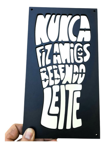 Placa Quadro Decorativa Nunca Fiz Amigos Engraçada Madeira Cor Preto Cor da armação Preto