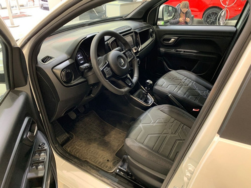Imagen 5 de 25 de Fiat Strada 1.3 2023 Nafta Volcano Llevalo Ya!! A.e