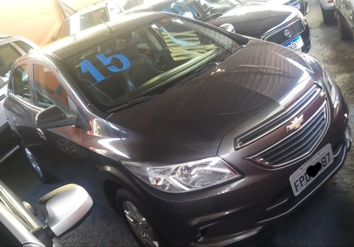 Imagem 2 de 5 de Chevrolet Onix 2015 1.0 Lt 5p