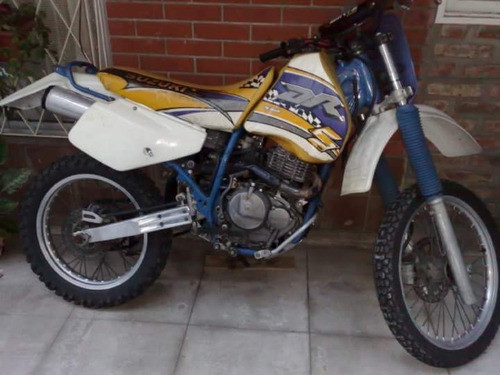 Suzuki Dr 250
