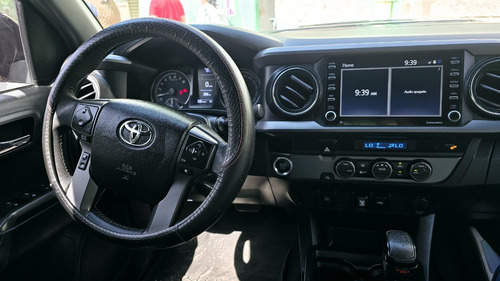 Toyota Tacoma TRD SPORT 4X2