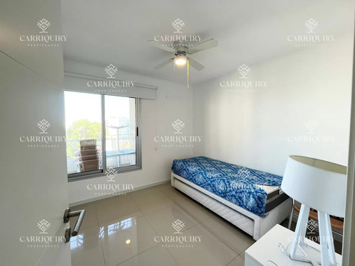 Apartamento En Brava, 3 Dormitorios *
