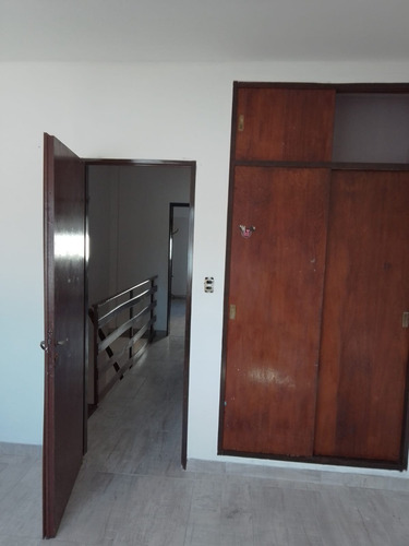 Imagen 16 de 21 de En 527 9 Y 10, En Venta Duplex De Tres Dormitorios, Patio Y Cochera
