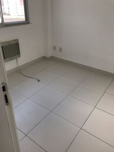 Imagem 12 de 14 de Cond Colinas De Piatã 50m2 Piatã