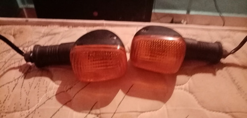 Imagen 2 de 2 de Par De Micas De Cruces De Moto Suzuki Gs500 Originales