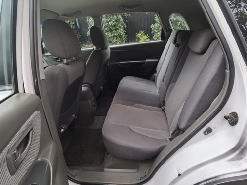 Imagen 13 de 15 de Hyundai Tucson 2.0 Gl 2wd