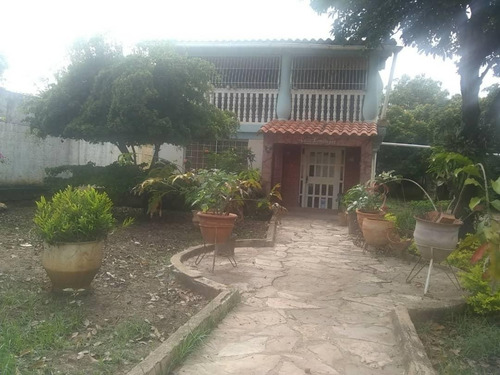 Imagen 1 de 30 de Casa Granja Con Amplio Terreno En Venta El Cuji Sector Valle Lindo Barquisimeto, Linea Cantv E Internet, Tanque De Agua, Info. 0424-5325471, Codigo 22-13733 Mf