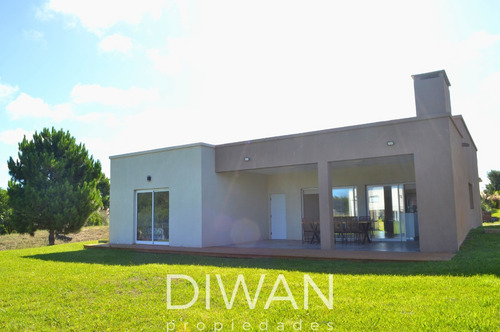 Casa A Estrenar En Venta - 5 Ambientes - Costa Esmeralda, Pinamar