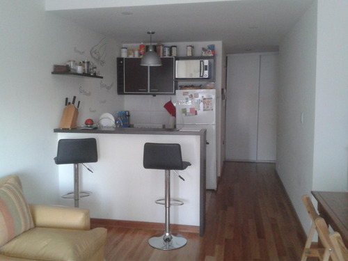 Departamento En Almagro, Posibilidad De Cochera.