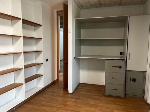 144m2 Habilitada Nororiente Semiamoblada Impecable