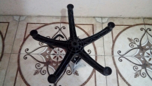 Imagem 7 de 10 de Hidráulico De Cadeiras De Cabeleireiros Que Tem Base Estrela