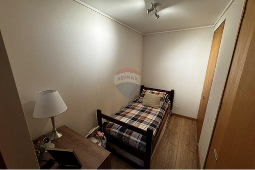 Exclusivo Primer Piso Con Patio En La Reina