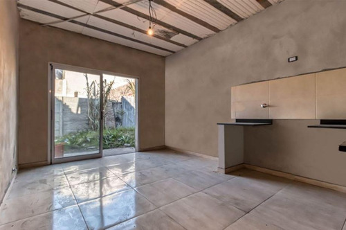 Duplex Venta 2 Dormitorios, 2 Baños - Terreno 110 Mts 2 - City Bell