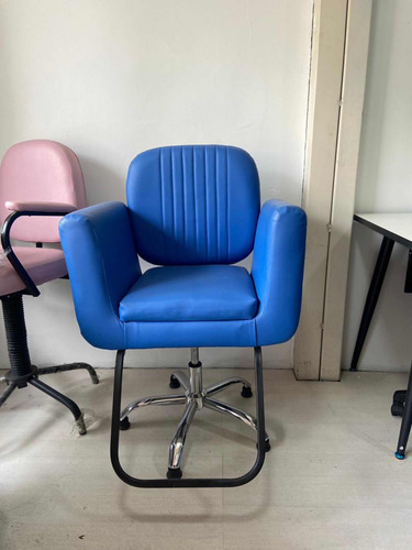 Imagen 3 de 5 de Sillas De Peluquerías Spa Barberias