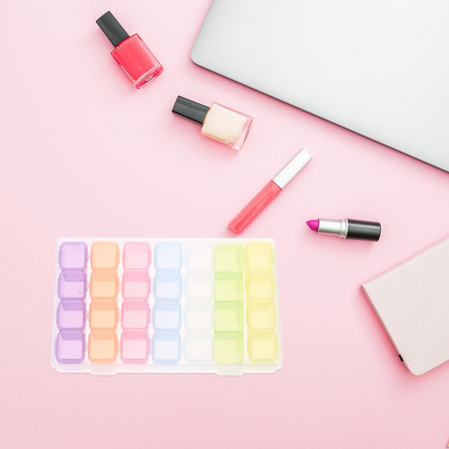 Desk Topper Manicure, 28 Cuadrículas, Con Forma De Diamante,