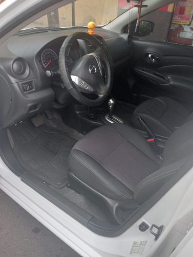 Nissan Versa 1.6 Advance Cvt
