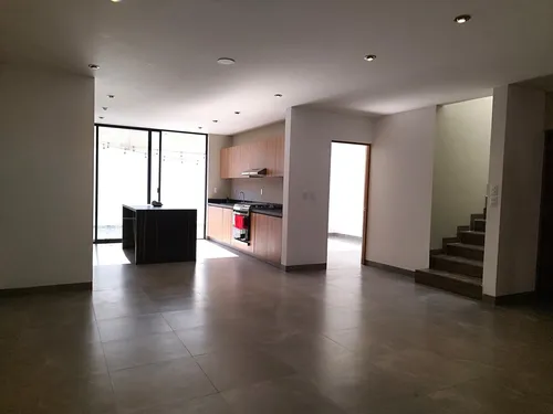 Casa En Venta Con Recamará En Planta Baja Fracc El Cielo León Gto. Zona Norte