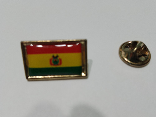 Pins Bandera Bolivia  De 2 Cms