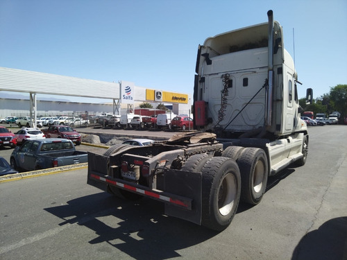 Imagen 17 de 21 de Tracto Camion Freightliner Cascadia 2013, Oportunidad