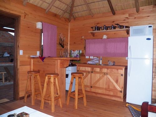 Cabaña A-buá / Punta Del Diablo - Zona Cerro Del Rivero - Calle Nº 9 Entre Nº 12 Y Nº 14