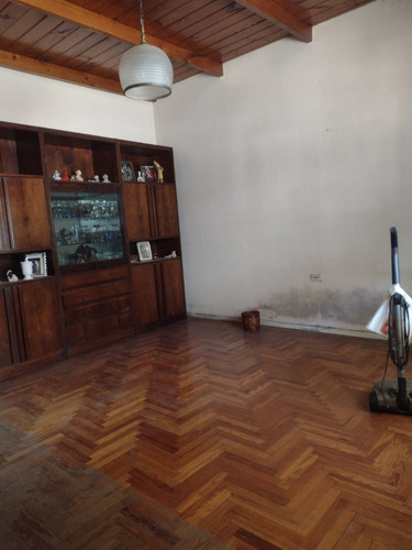 Imagen 11 de 17 de Venta - Casa En Lote Propio 8,66 X 30 - Giorello 1764 - S. L