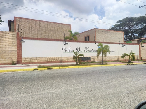Imagen 2 de 16 de Marisol Castro Vende Townhouse En San Diego | Carabobo | Villa La Fontana | Ath-aa