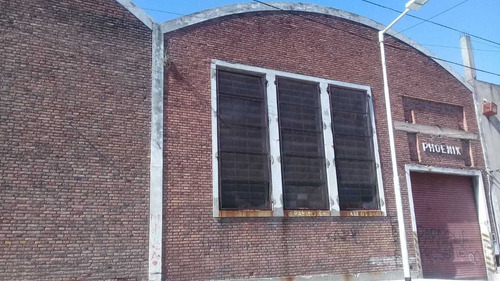Imagen 2 de 3 de Dock Sud, Amplisimo Galpón Con Vivienda 2600m2