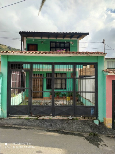Imagen 2 de 10 de En Venta Hermosa Casa En Tabay Estado Mérida