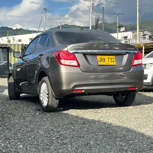 Suzuki Swift DZIRE MT 1.2CC 2021