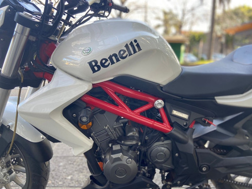Imagen 2 de 7 de Benelli Tnt 300 2018 28.000 Km