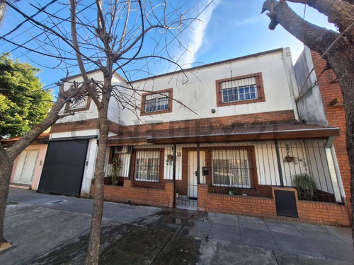Venta Casa 3 Dormitorios Villa Bosch Cochera Terraza