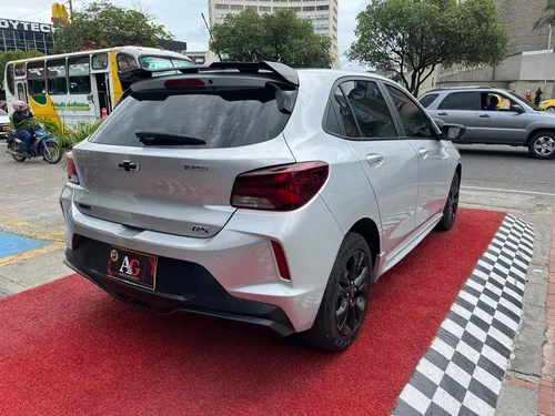 Chevrolet Onix RS 1.0 MT
