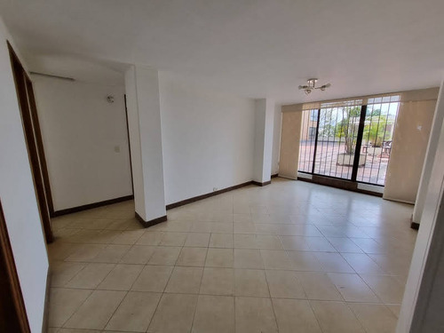 Apartamento En Arriendo Ubicado En Poblado Sector San Lucas (30140).