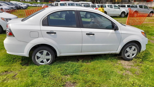 Imagen 8 de 15 de Chevrolet Aveo 2018 1.6 Ls Mt