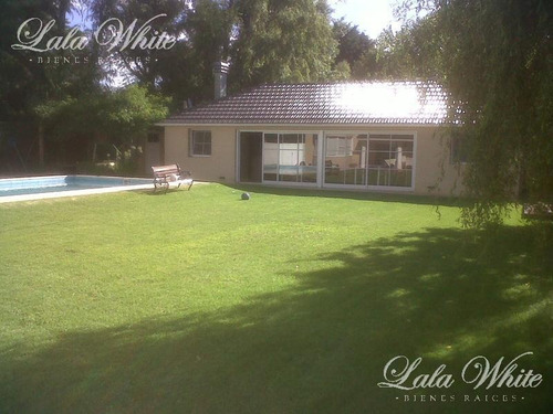Imagen 4 de 6 de Venta - Casa En Los Rosales