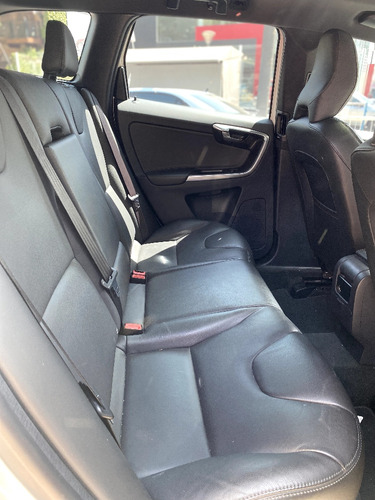 Volvo XC60 2.5 T5 Momentum