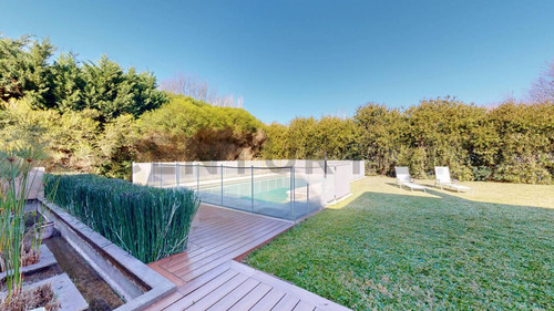 Casa En Venta En Grand Bell 1, Mirá Las Fotos Y Recorré El Tour Virtual!!!