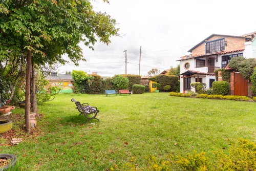 Casa En Arriendo En Vereda Calahorra. Cod A16708