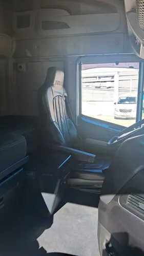 Iveco Hi Way 440 , 6x2 , Año 2017
