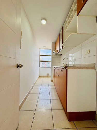 Se Vende Acogedor Depto. 3 Dormitorios+2baños. Av Perú