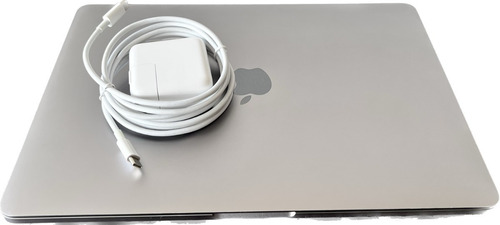 Imagen 6 de 9 de Macbook Pro, Apple A 13.3 Corei5 8ram 256ssd Touchbar 10/10