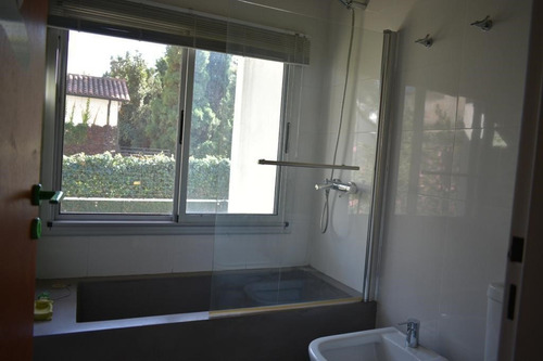 Imagen 18 de 28 de Casa Chalet En Venta Ubicado En La Lucila, Vicente López, G.b.a. Zona Norte