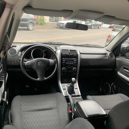 Imagen 10 de 10 de Suzuki Grand Vitara 2014 2.4 Jlx 2wd 5mt