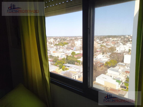 Imagen 13 de 28 de Departamento - La Plata
