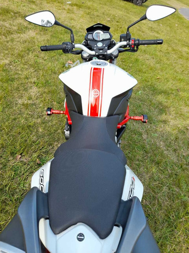 Imagen 3 de 4 de Benelli Tnt600