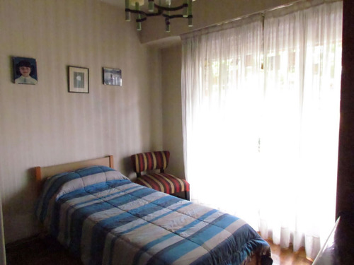 Imagen 21 de 30 de Venta Moron Centro Duplex 5 Amb Patio Y Parrilla