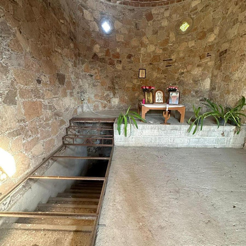 Magnífico Rancho Ganadero Con Excelentes Instalaciones Sup. 25 Hectáreas.