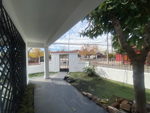 Casa Esquina Remodelada Barrio Tranquilo